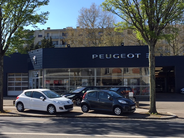 PEUGEOT – AUTOMOBILE JULES VERNE