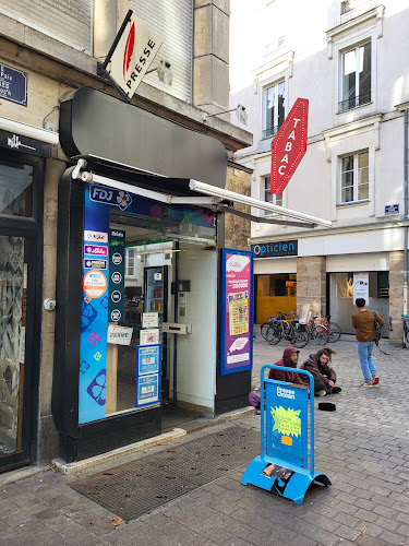 Tabac Le Breton Frank