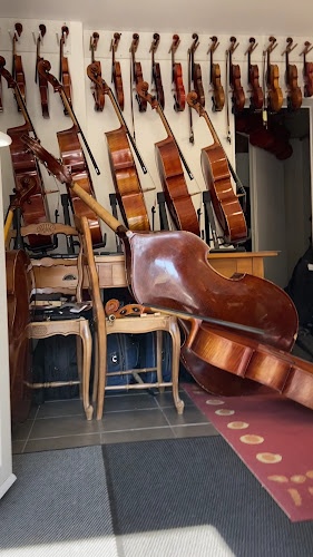 Damien Merrer Luthier, Lutherie du Quatuor depuis 1995 Maître Artisan d’Art