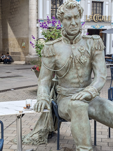 Statue du général Cambronne // Le temps d’une pose
