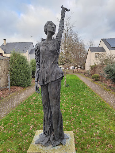 Statue de Barbara