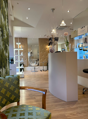 Salon Kleber