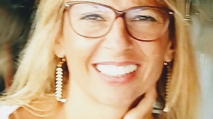 Gaëlle Jouano, Praticienne certifiée EMDR-DMS et Hypnose