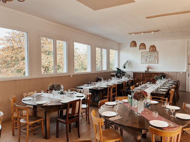 ÉTÉ 82 – Location de décoration à Nantes – mariage – anniversaire – baptême – séminaire – conférence