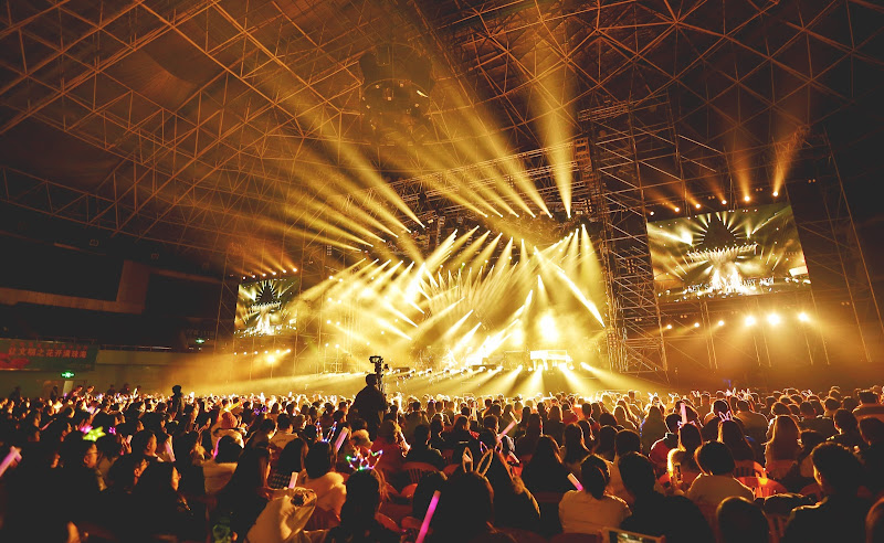 NAOSTAGE