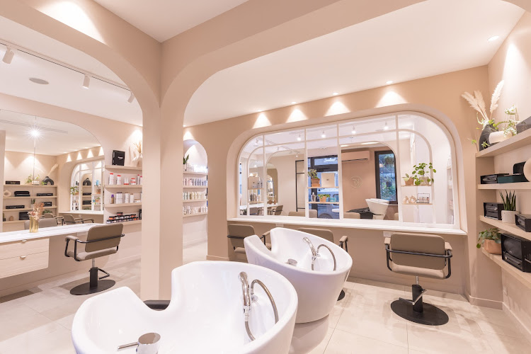 Coiffeur Nantes Dalby – Salon KF