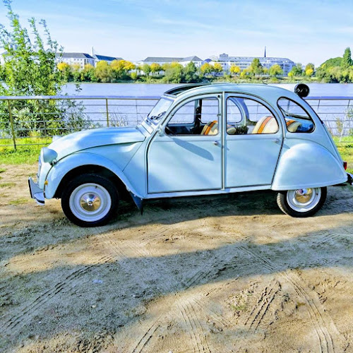 Deuch Sur La Ville, balades en 2CV.
