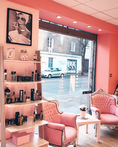 BELLA COSMETHIC
