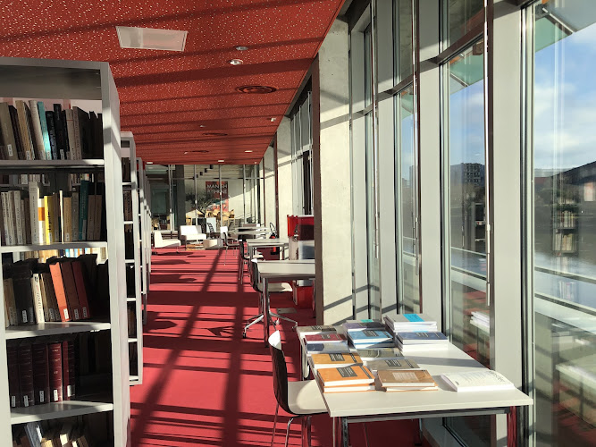 Bibliothèque Julien Gracq