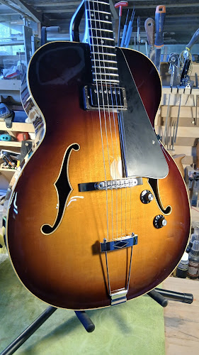 Guitares Dommartin