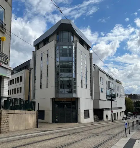 Psychologue Nantes LE MENELEC–ROBERT Lise