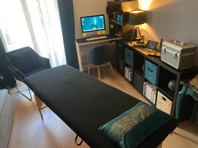 CASSIOPÉE énergéticienne-thérapeute hollistique