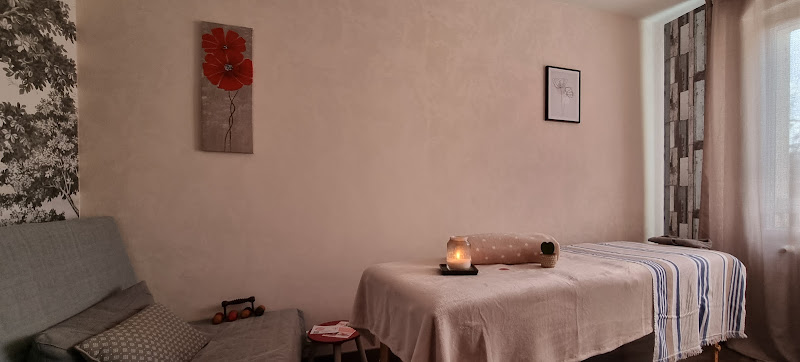 Sylvie Normand – Massage contenant pour petits et grands