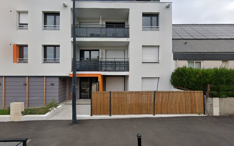 R.Daniel Courtage Nantes