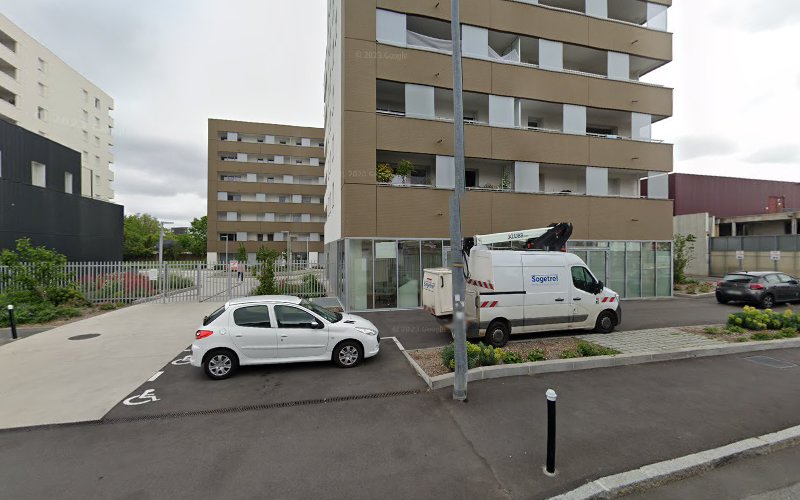 Docteur Marc Moutel, Chirurgien-Dentiste