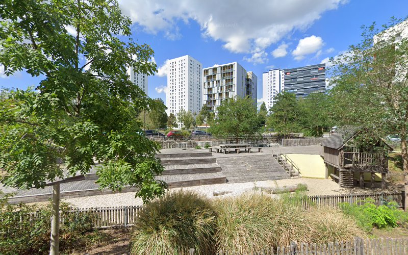 Square Jacques de Bollardière