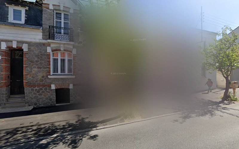 Service postal Nantes